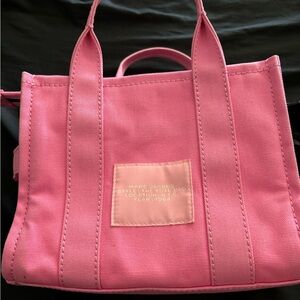 Marc Jacobs small tote bag in color candy pink with plain black strap